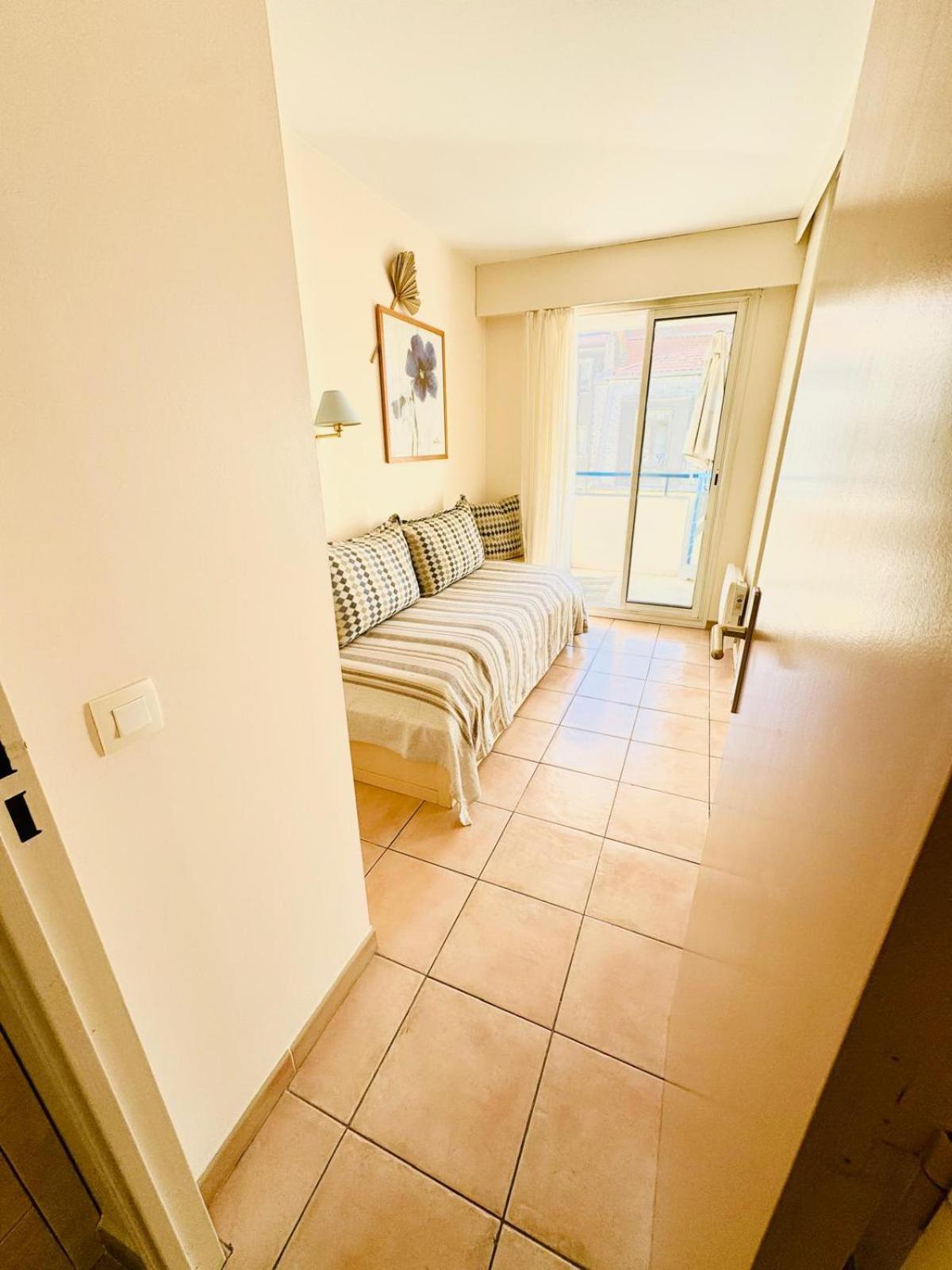 Les Rivages 2P Terrasse Parking Apartment Menton Bagian luar foto