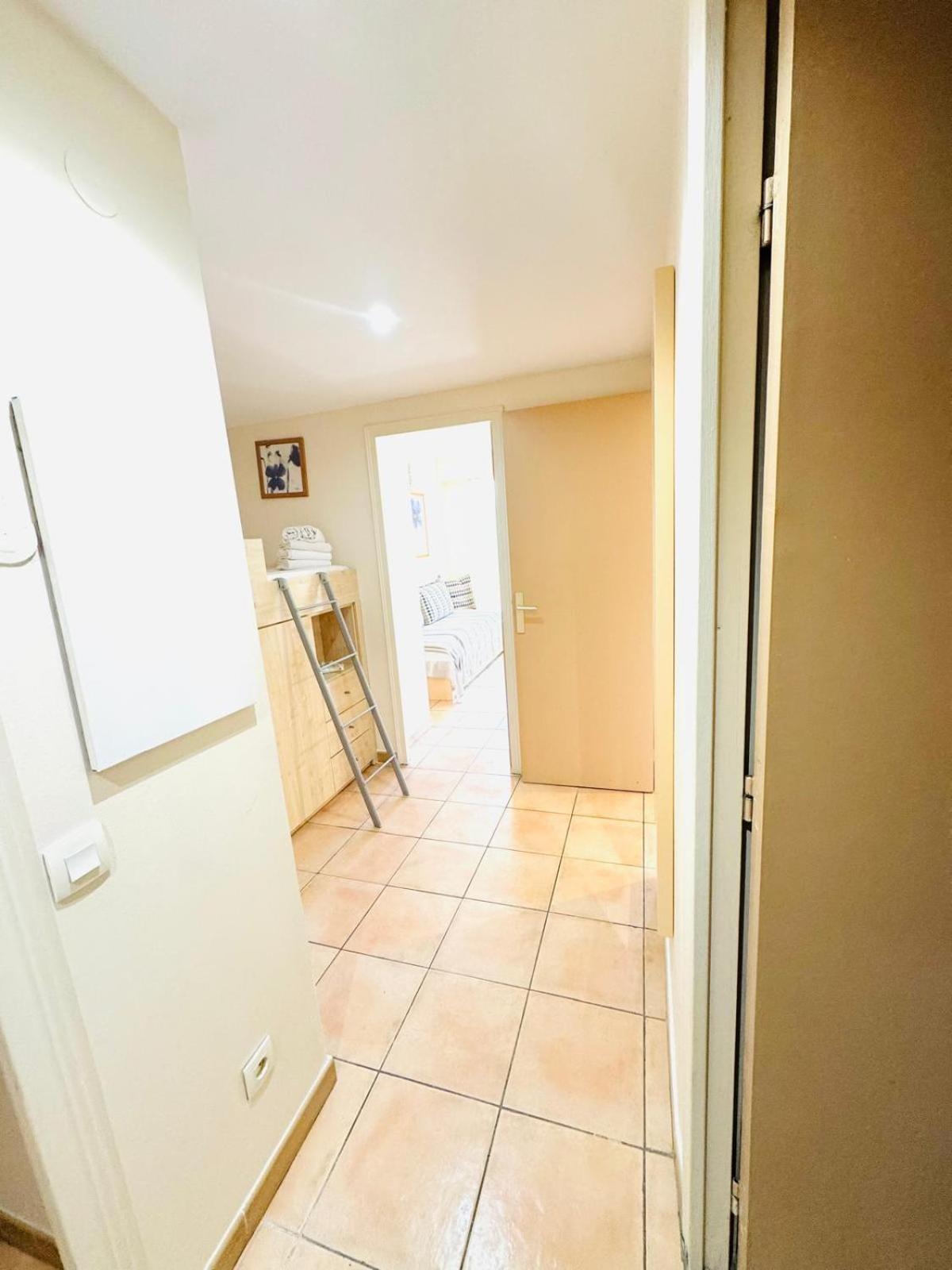 Les Rivages 2P Terrasse Parking Apartment Menton Bagian luar foto